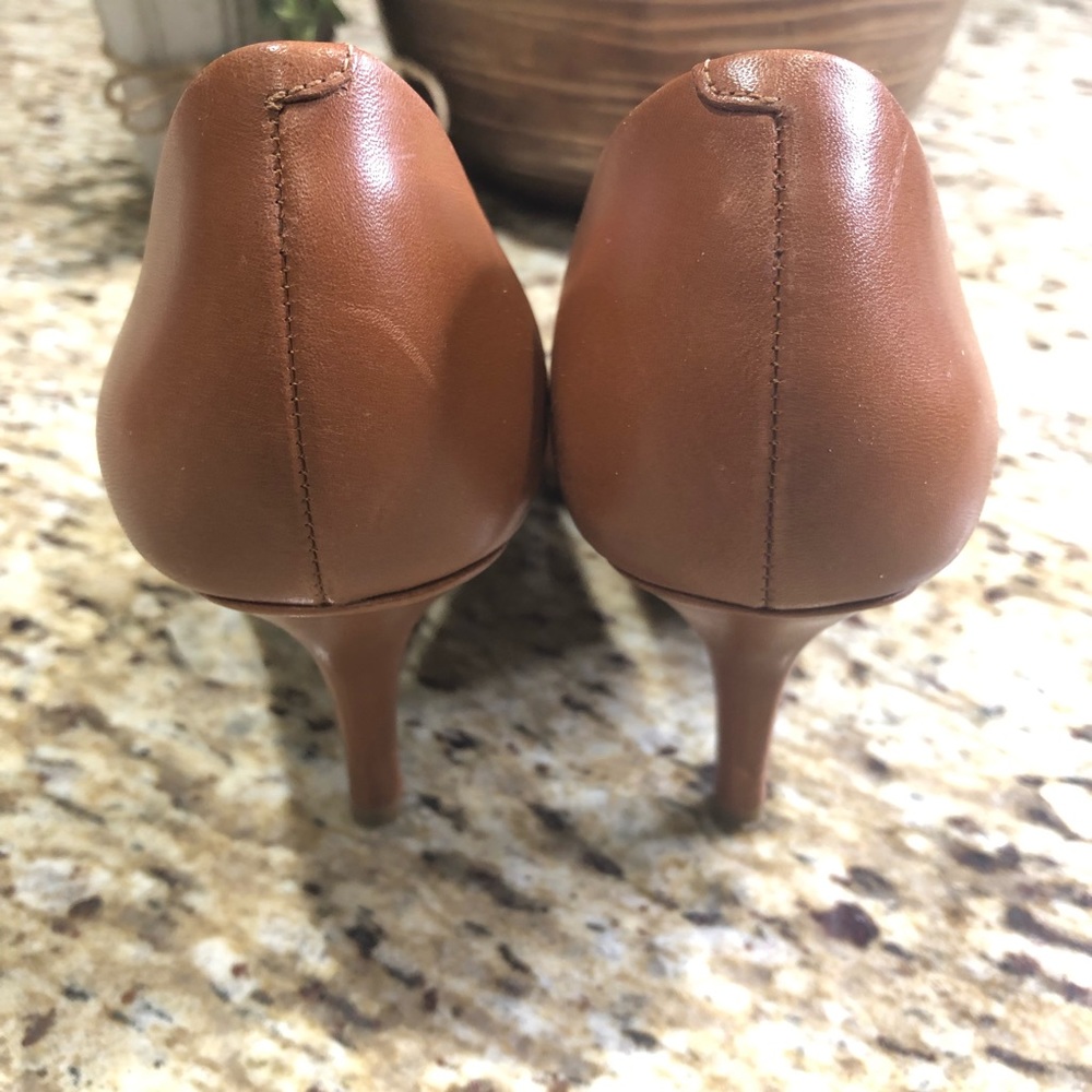 Michael Kors Brown Pointed Toe Leather Pumps Heels with Logo 6.5 - Picture 8 of 10